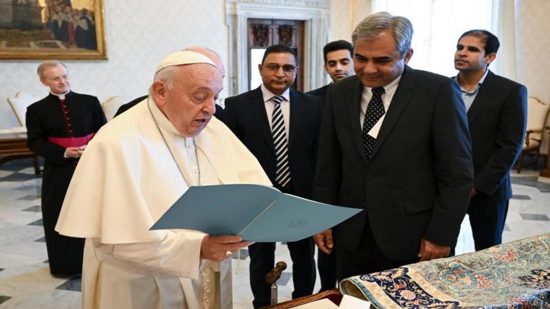 Pakistan Christian News image of Pakistani Minister Mohsin Naqvi Meets Pope Francis at the Vatican City